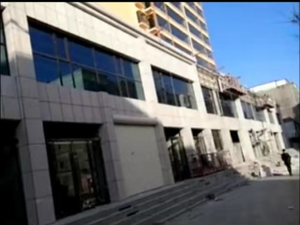 山东宜生石材黄锈石的使用范围和应用场景